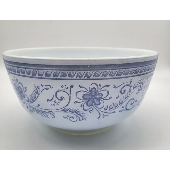 Pyrex Other - Pyrex Brittany Blue Vintage 479-B 3 QT Mixing Bowl Floral Made in USA